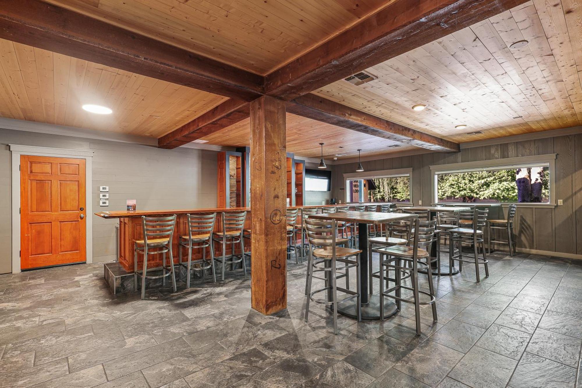 Shasta View Lodge マクラウド エクステリア 写真