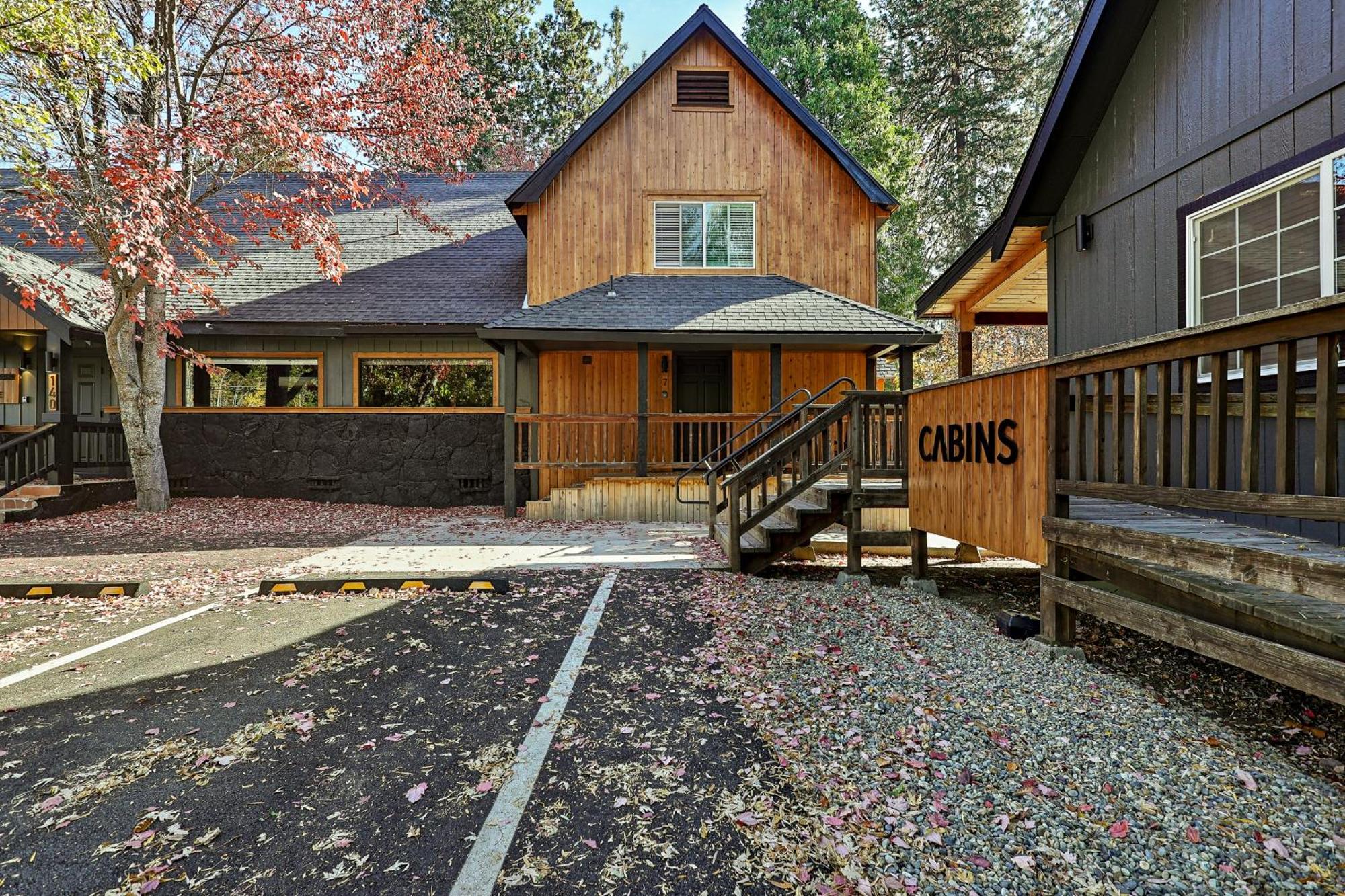 Shasta View Lodge マクラウド エクステリア 写真